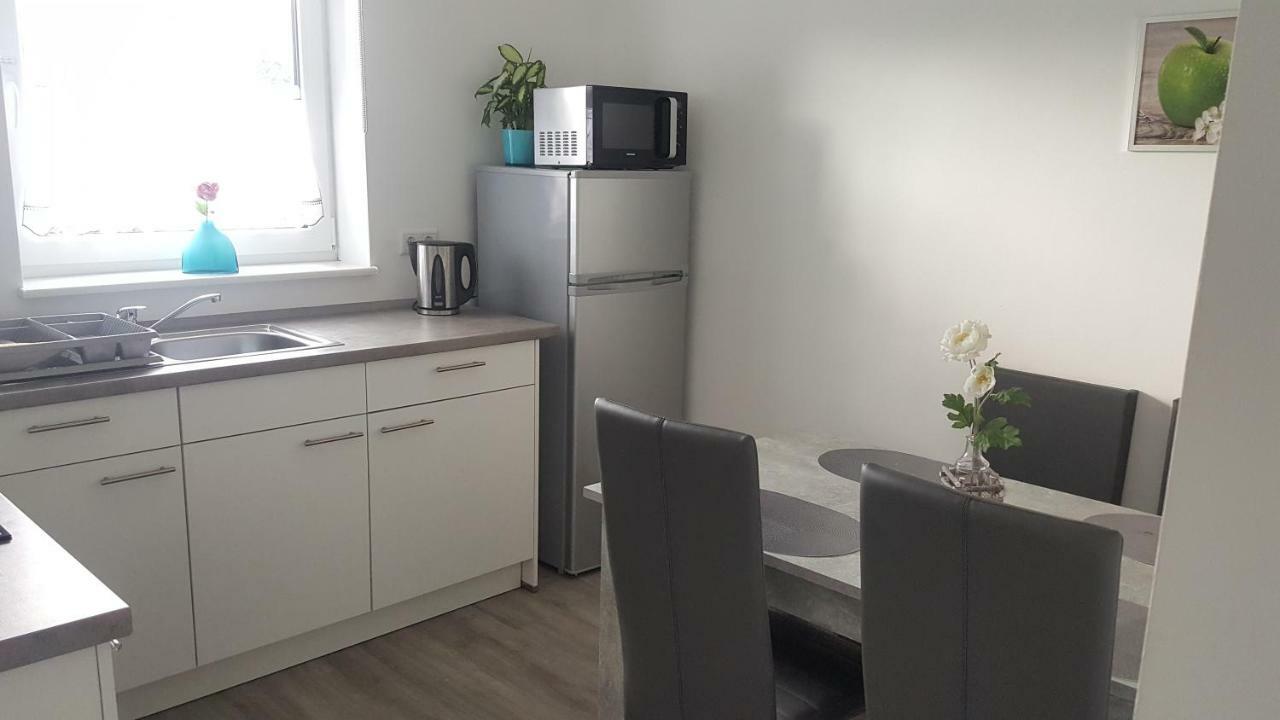 Ferienwohnung 1 "Ferienhaus Seibert" Ellerdorf Buitenkant foto